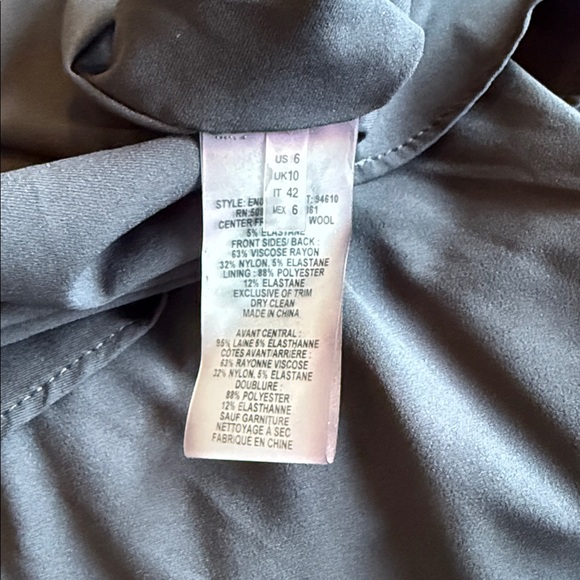 Elie Tahari Dark Blue Maxi Skirt with Accordion Pleat Front. - Picture 7 of 7